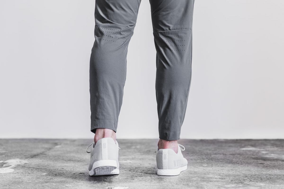 Pantalon Jogging Nobull Lightweight Woven Homme Grise Foncé | MU1492836