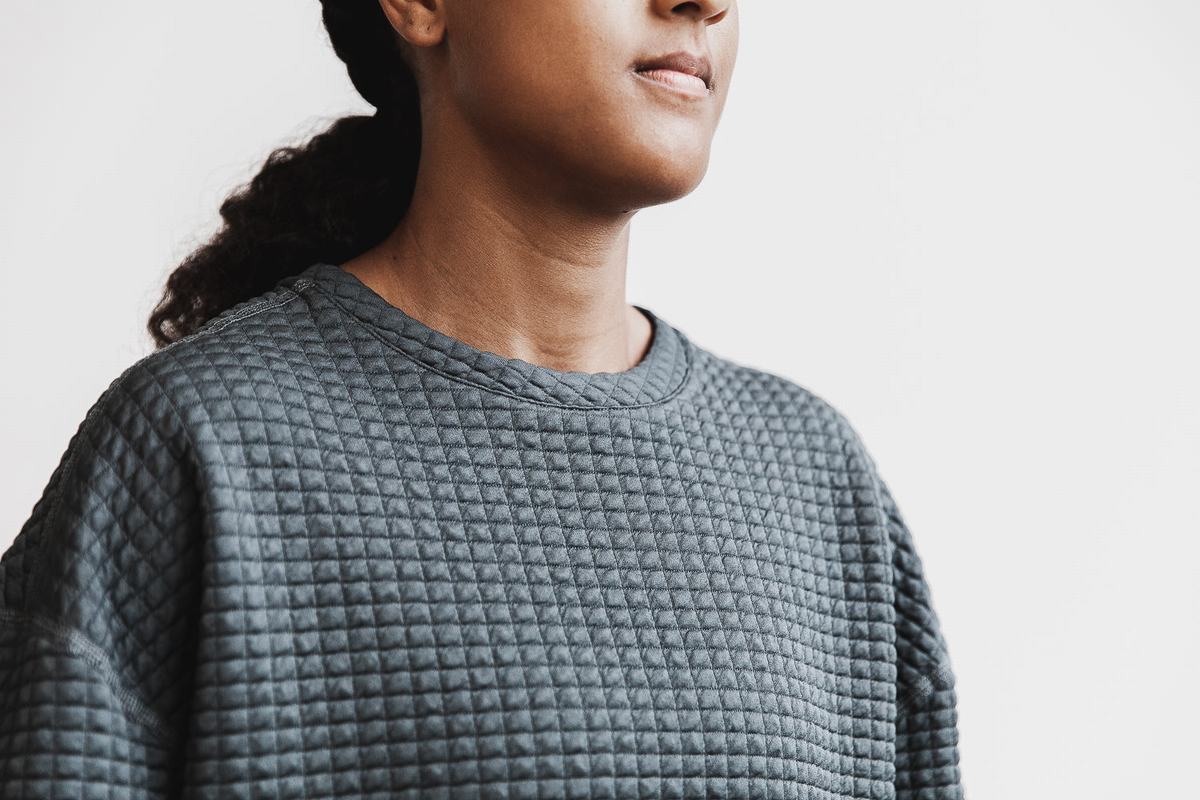 Pullover Nobull Quilted Crew Femme Grise Foncé | NP3759426