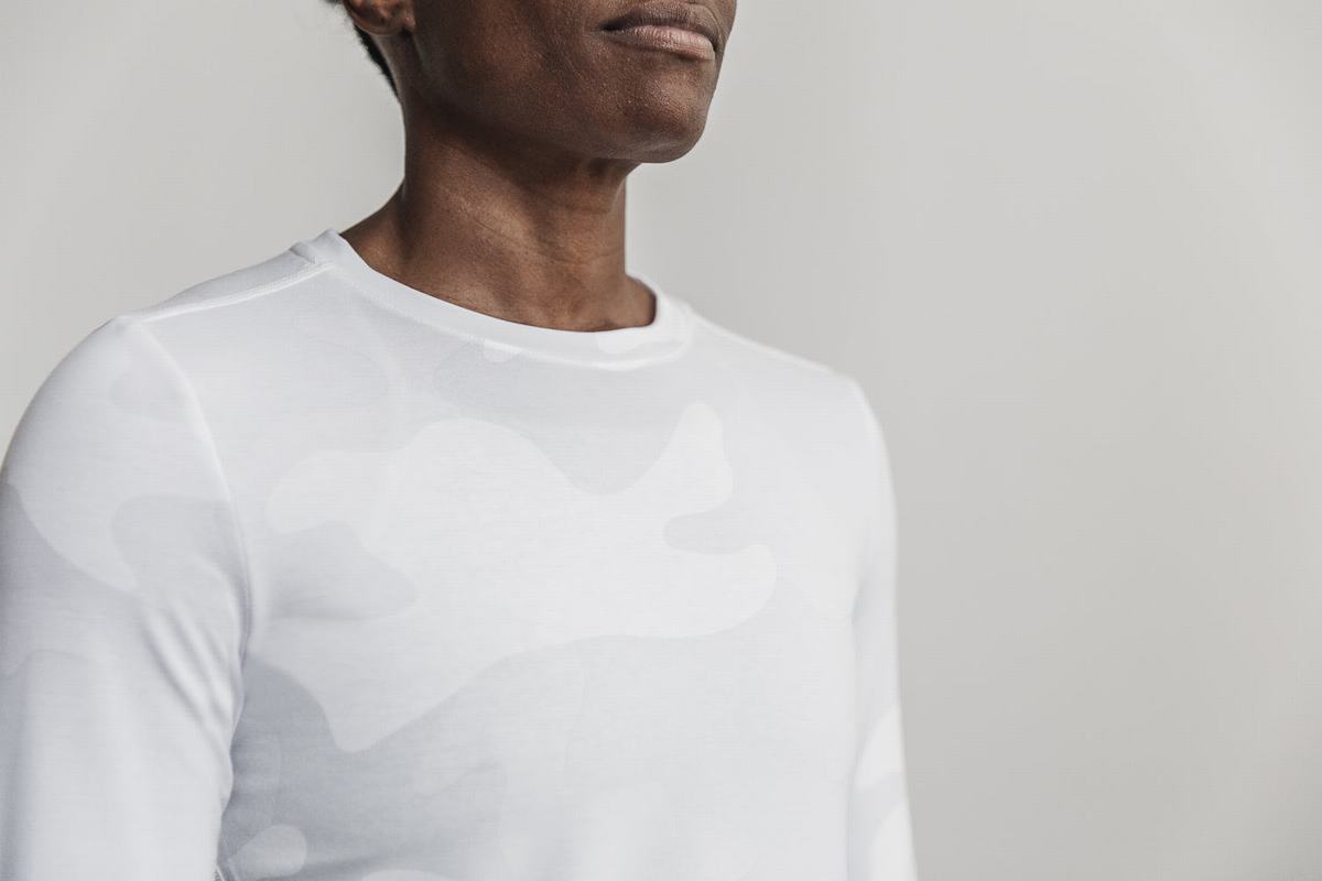 T-Shirt Manche Longue Nobull Femme Blanche Camouflage | WC7908236