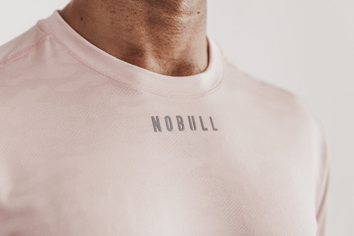 T-Shirt Nobull Lightweight Textured Homme Rose Camouflage | FP0196845