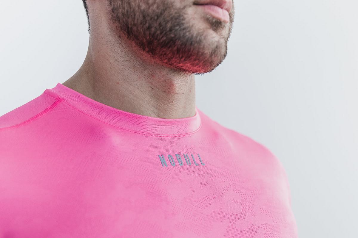 T-Shirt Nobull Lightweight Textured Homme Rose Camouflage | ZF1542809