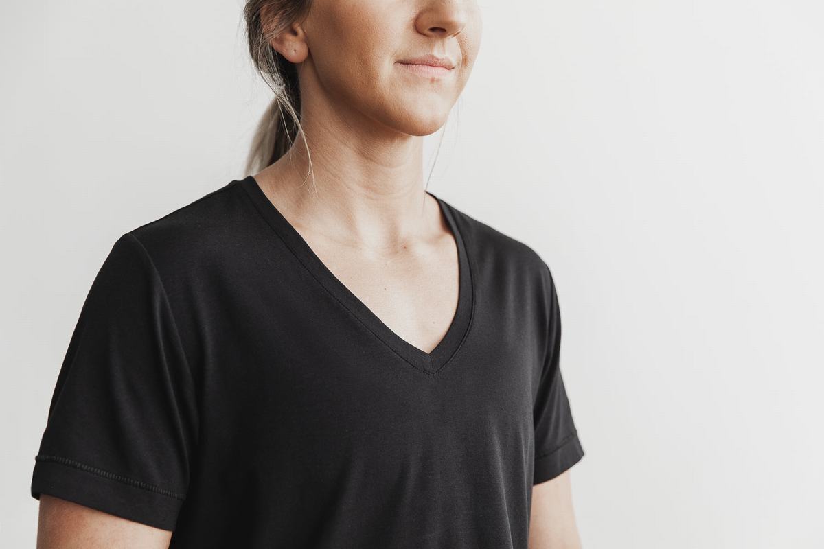 T-Shirt Nobull Lightweight V-Neck Femme Noir | OA7516403