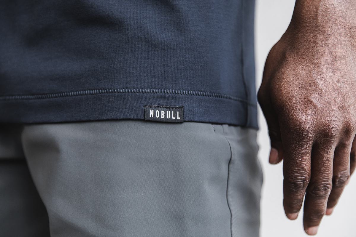 T-Shirt Nobull Lightweight V-Neck Homme Bleu Marine | MC0145689