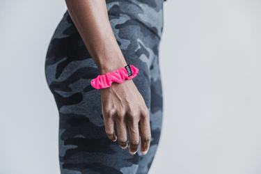 Chouchou Nobull Scrunchie Neon Femme Rose | QS0193462
