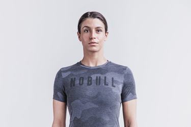 T-Shirt Nobull Femme Grise Camouflage | EK5731824
