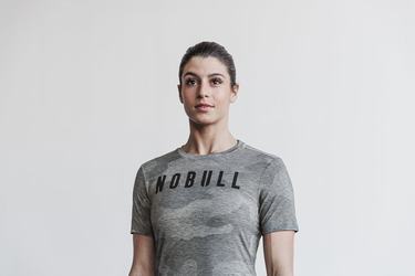 T-Shirt Nobull Femme Grise Camouflage | PI9714825